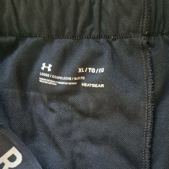 Under Armour Women's Black Athletic Shorts - Picture 5 of 10